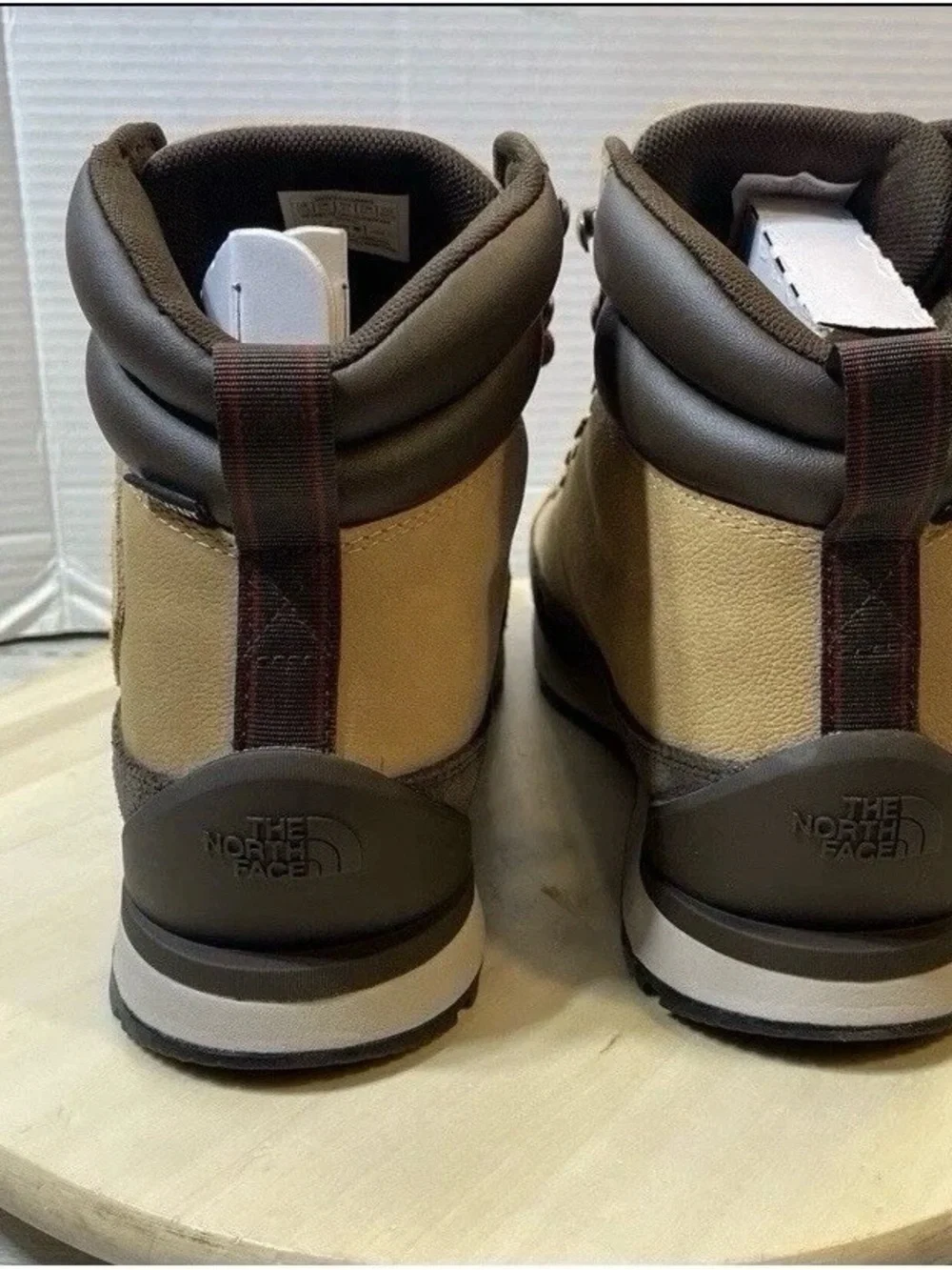 The North Face Back-To-Berkeley IV Leather Waterproof Boots (Style: NF0A817Q).